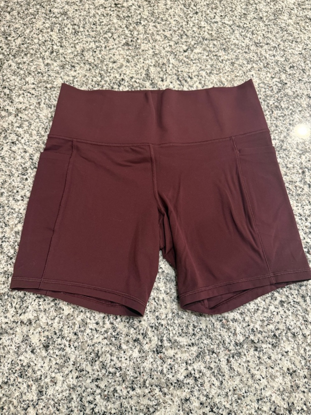 Athleta short